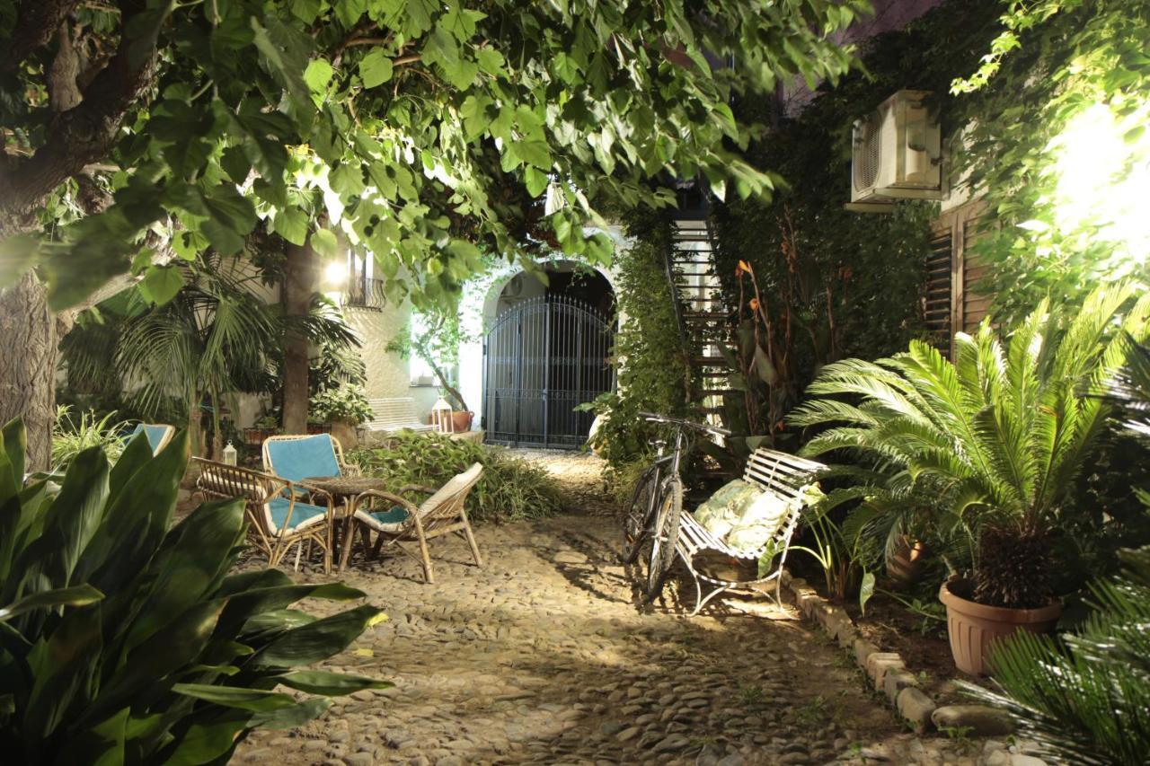 Casa di Giuly Hotel Pula Exterior foto